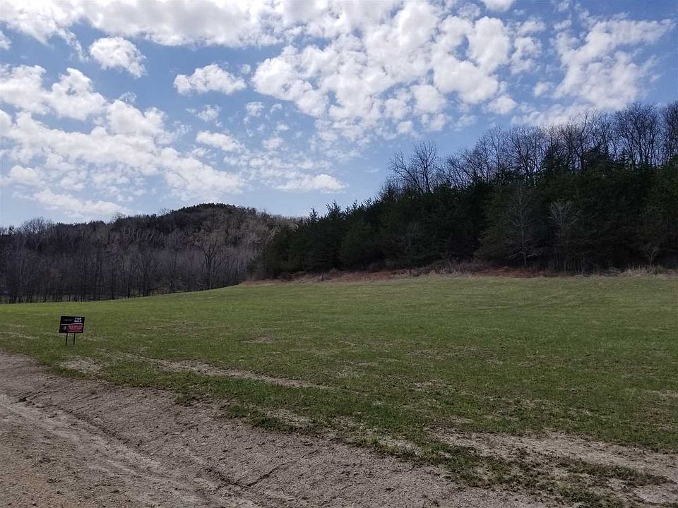 1654 Chief Ln, New Albin, IA 52160 Zillow