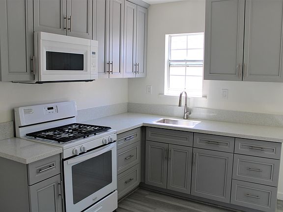 2nd image of 518 W California Ave