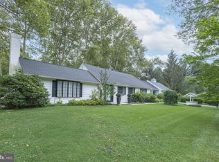 7 Berkley Dr, Yardley, PA 19067