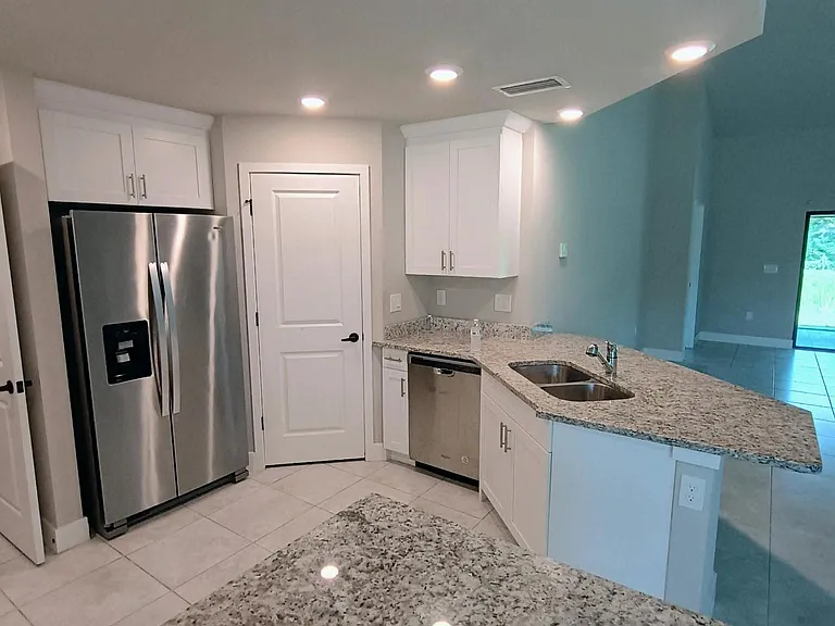 6311 Astoria Ave — Photo 9