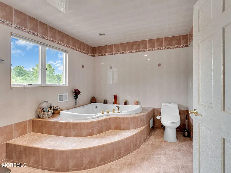 30 Scott Dr — Photo 22