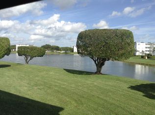 2040 Cornwall #2040-B, Boca Raton, FL 33434