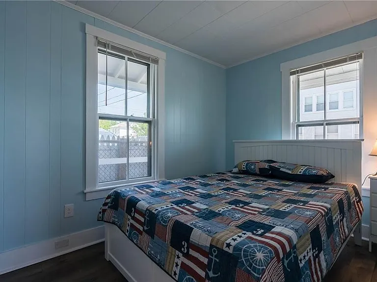 13 Bay Ave #B — Photo 2
