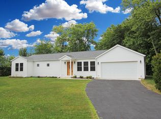 901 Wilmette Ter, Lake Zurich, IL