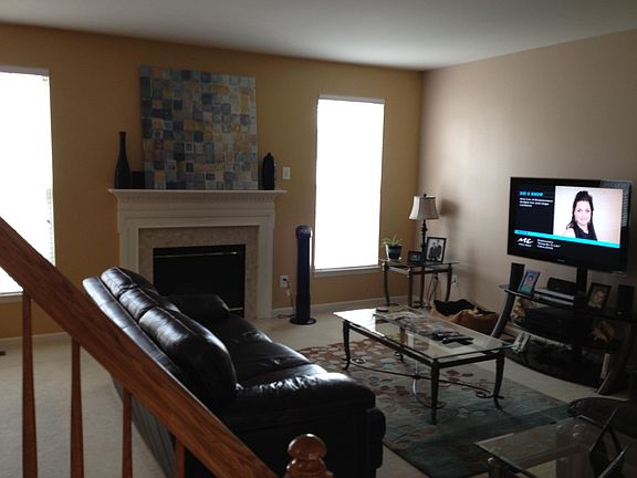 3rd image of 1135 Fairfax St