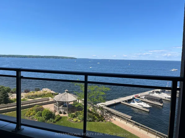 699 Aberdeen Blvd #504, Midland, ON L4R 5P2