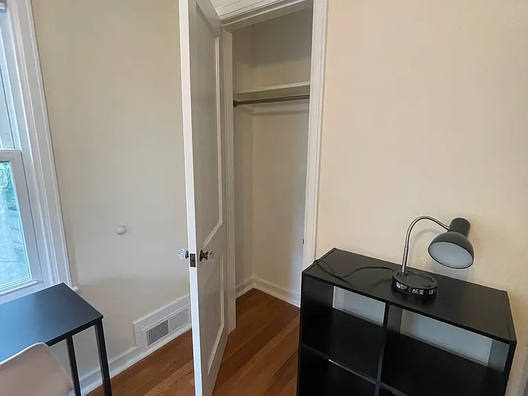 449 Buckingham Ave #1 — Photo 12