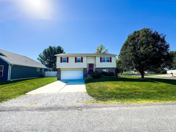 10672 Keck Rd, Saint Jacob, IL 62281