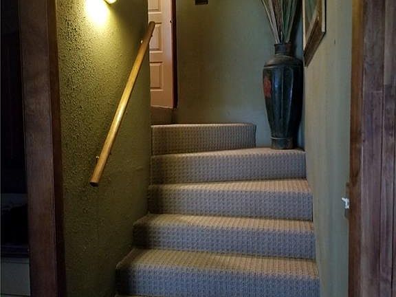 4th image of 2912 Bird Dr