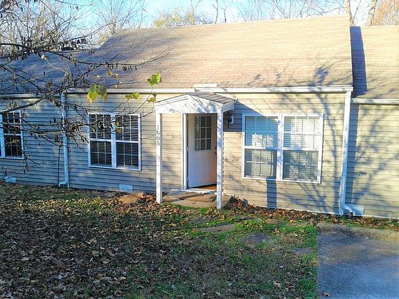 3rd image of 1605 N Lunsford Ave