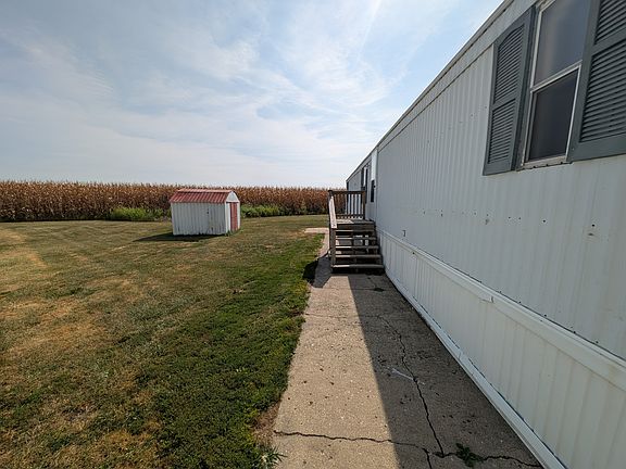 3rd image of 6 Loraine Dr #6