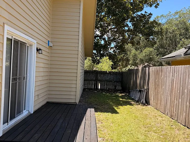 362 Filmore Dr — Photo 32