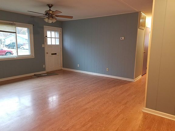 3rd image of 4225 Williams Ave