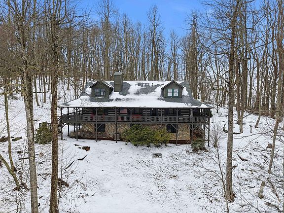 2nd image of 550 Welcome Way