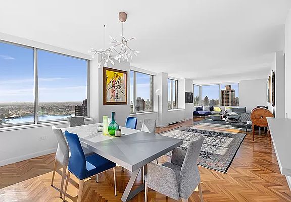 5th image of 360 E 88th St APT 41B