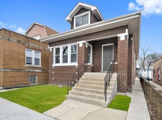 5336 W Addison St, Chicago, IL 60641