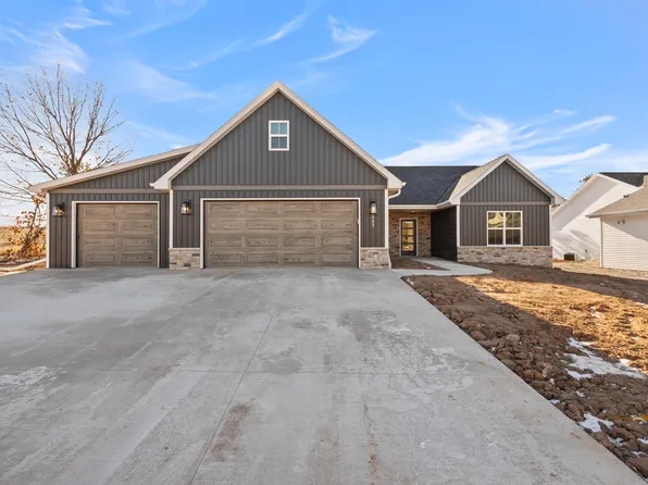 3483 Jewel Way, Green Bay, WI 54313