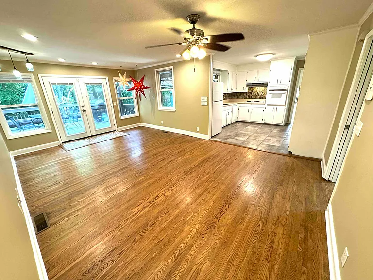 5011 Suter Dr — Photo 41