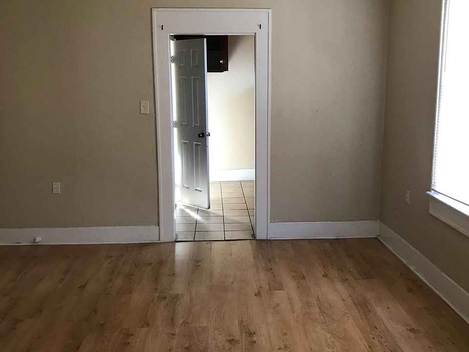 2nd image of 6836 Avenue C APT 4