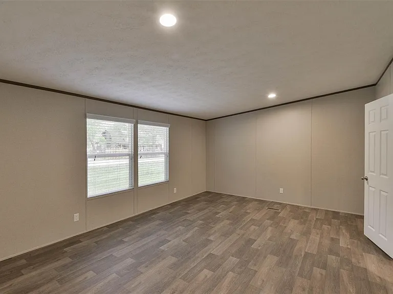25150 Faraway Ln — Photo 10