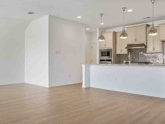 Mockingbird Park - Montgomery Interior Image 3
