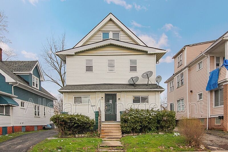 1st image of 11823 Imperial Ave Unit 1