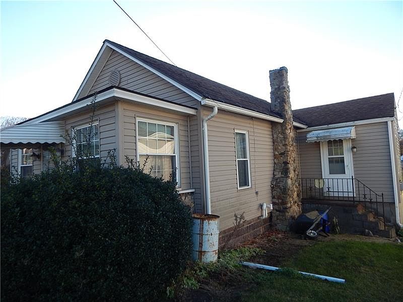 136 Main St, Karns City, PA 16041 Zillow