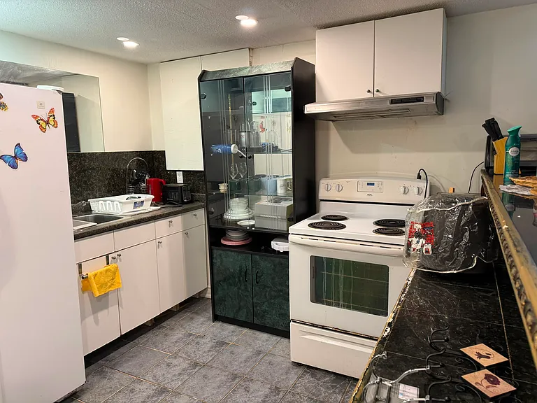238 Bernard Ave #1B — Photo 13