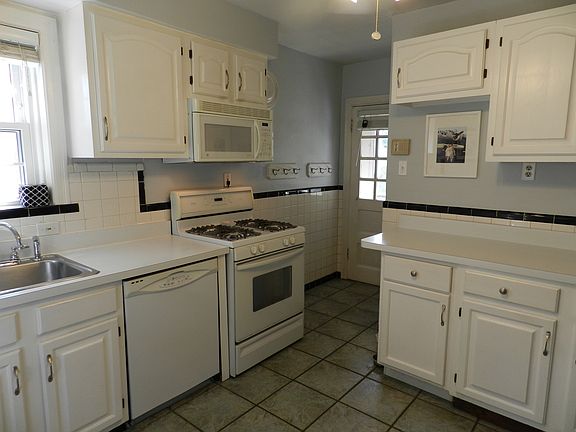 4th image of 7816 Kenridge Ln