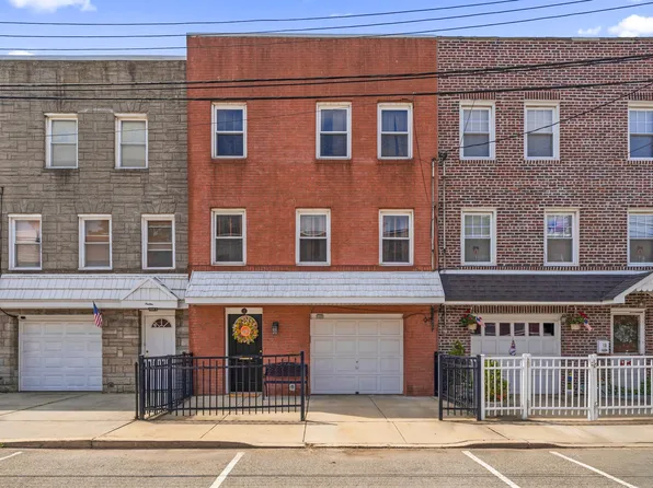 12 Egan Ct, Bayonne, NJ 07002