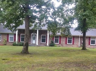 735 Blackburn Rd, Camden, TN 38320