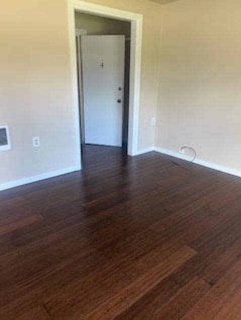 Upstairs unit separate entrance hardwoods throughout.