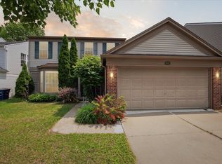 3097 Turnberry La, Ann Arbor, MI 48108