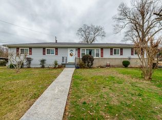 1422 August Dr, Hixson, TN 37343