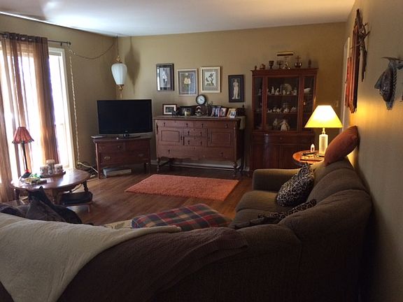 4th image of 3621 Prescott Ave