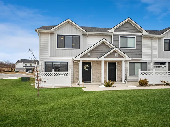 2660 SE Osier Ave, West Des Moines, IA 50265