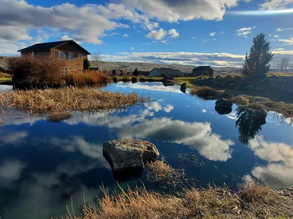 419 Little Lake Rd, Maupin, OR 97037