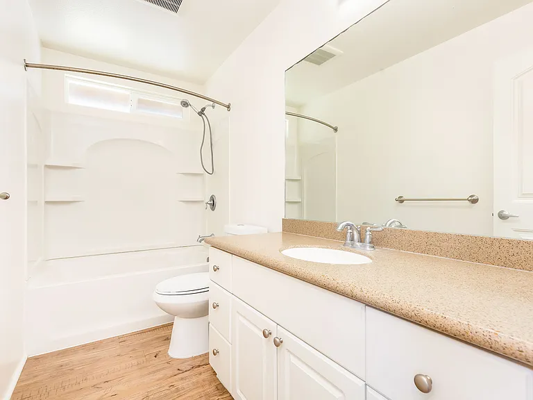 1101 Kukulu St #72 — Photo 9