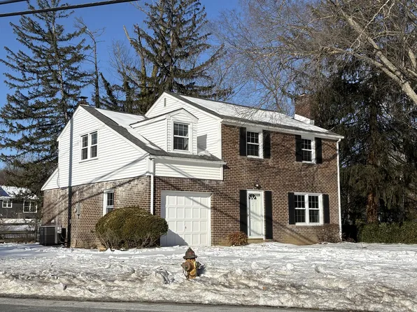 724 Brook Dr, Newark, DE 19713