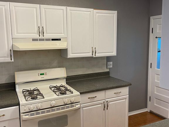 3rd image of 2817 NW 47th St