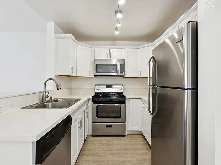 1 Bedroom 1 Bathroom