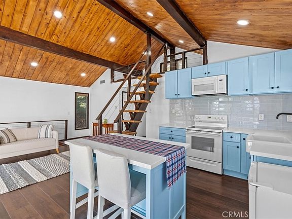 4th image of 26305 Jacqueline Rd