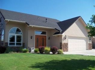 191 Bellerive Dr, Eagle Pt, OR 97524