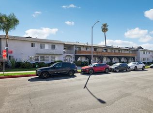 18400 Prairie Street, Northridge, CA 91325