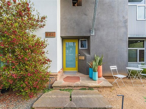 2nd image of 358 Santa Ana Ave