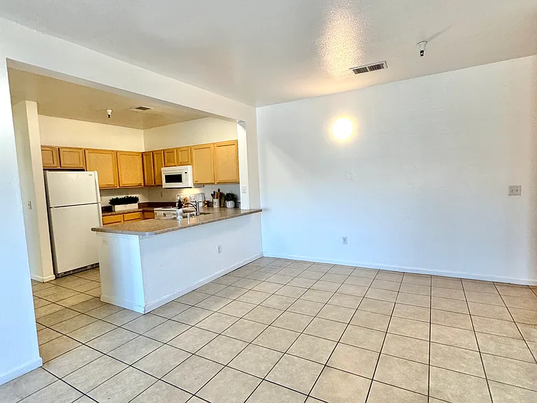 200 Talus Way #302 — Photo 4