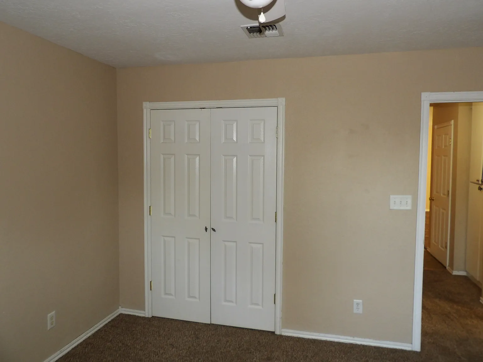 2 bed, 1000 sqft, $725 — Photo 4