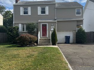 36 Colonial Dr, Clark, NJ 07066