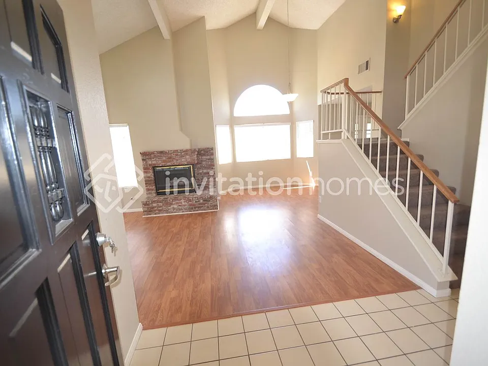 2667 Annapolis Cir