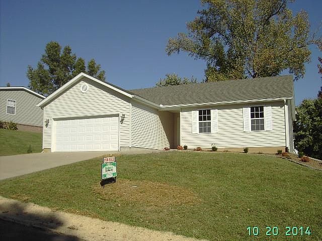 1st image of 218 Greenbrier Dr